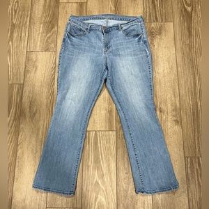 Old Navy Curvy boot cut jeans size 16